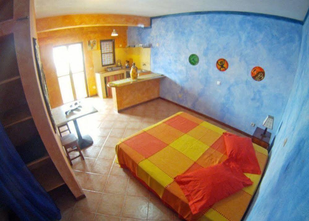 Sakaroule Bed & Breakfast Santa Maria Ngoại thất bức ảnh